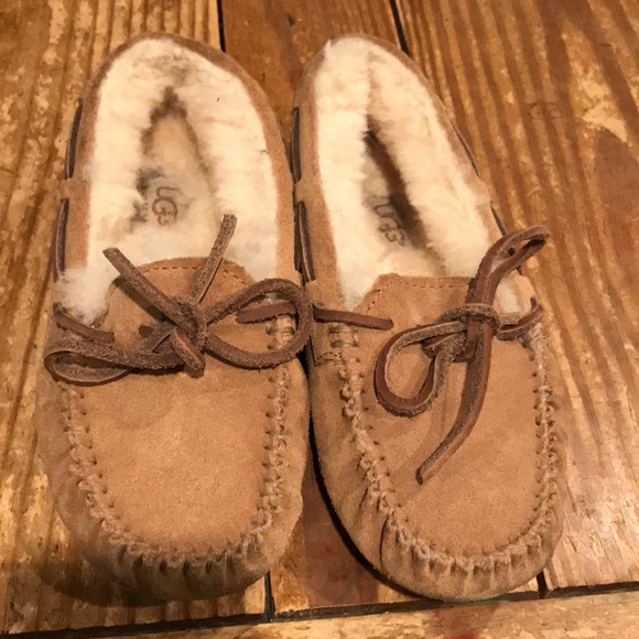 UGG Shoes Uggs Kids Dakota Slippers Poshmark